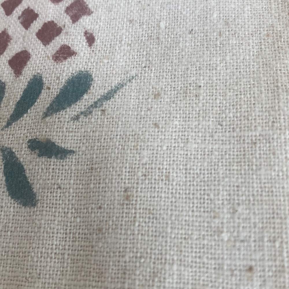 Rustic Beige Tea Towel with stenciled pineapple Design 1980s vintage - Picture 3 of 6